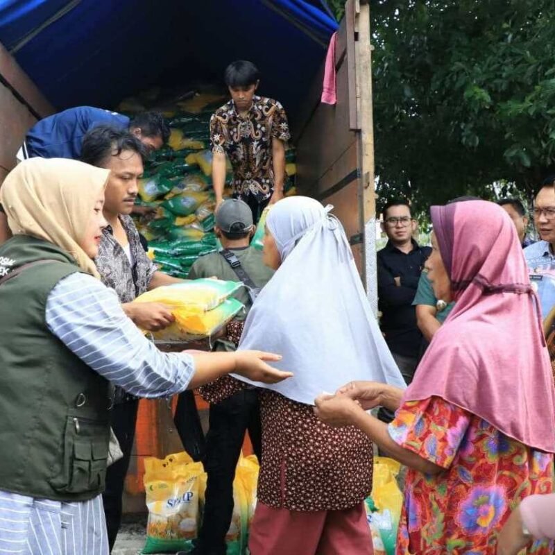 Pendistribusian Beras Murah