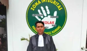 Agus Bahtiar SH
