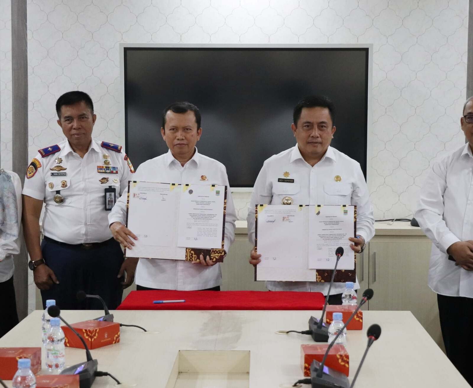 Bus Transwibawamukti