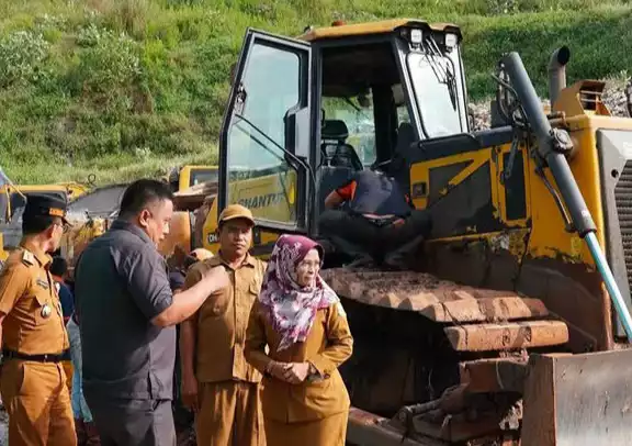 Penataan TPA Burangkeng