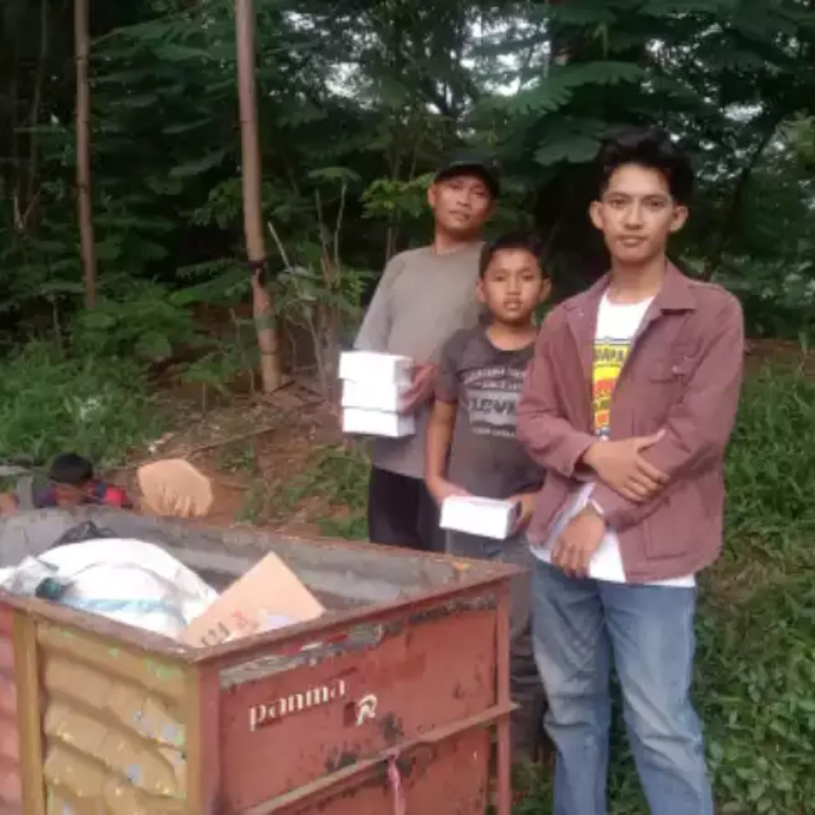 Komunitas AMBP Berbagi