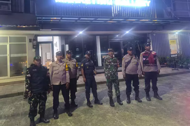 Patroli Gabungan Polsek Setu