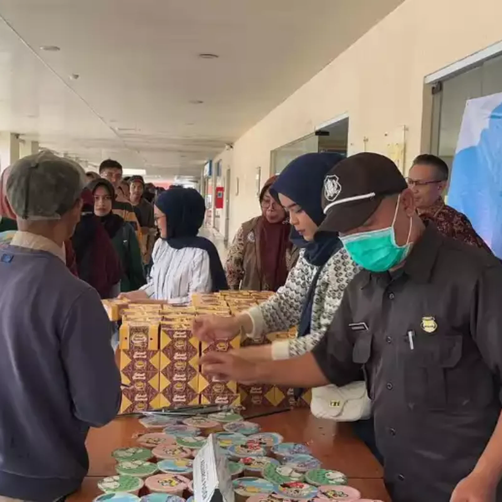 IMG-20260225-WA0019 RSUD Kabupaten Bekasi Berbagi Takjil