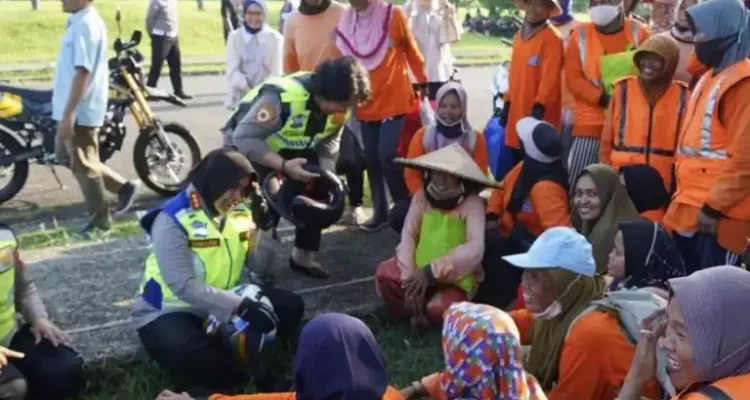 Hari Kartini Polres Metro Bekasi