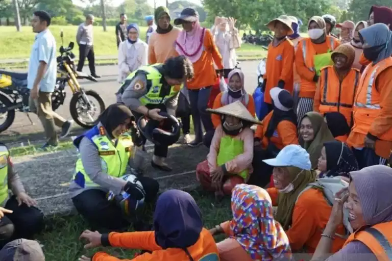 Hari Kartini Polres Metro Bekasi