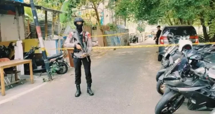 Granat Cempaka Putih